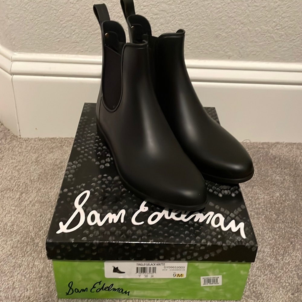 Sam Edelman Chelsea Style Rain Boots